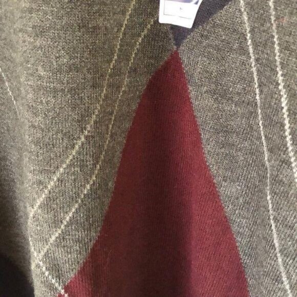NWT Haggar Mens Argyle Long Sleeve Knit Sweater Size M Navy/Burgundy/Gray - Picture 2 of 6